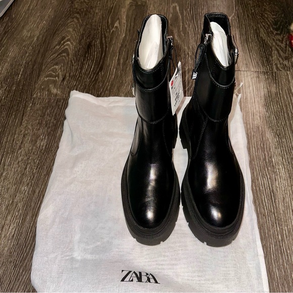 ZARA Leather Boots - Price Firm - Picture 8 of 15